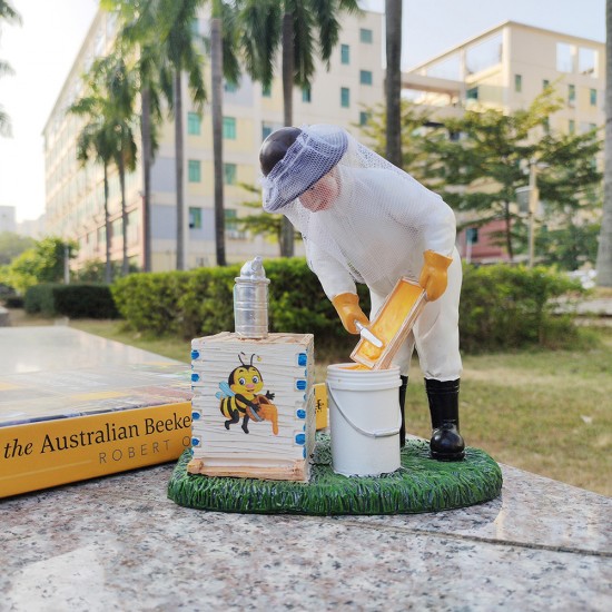 Beekeeping Decoration Supplies Beekeeping Beekeeper Resin Craftwork