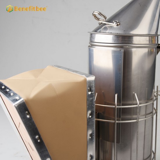 Large Size Beekeeping Tools Stainless Steel Bee Smoker For Beekeeper