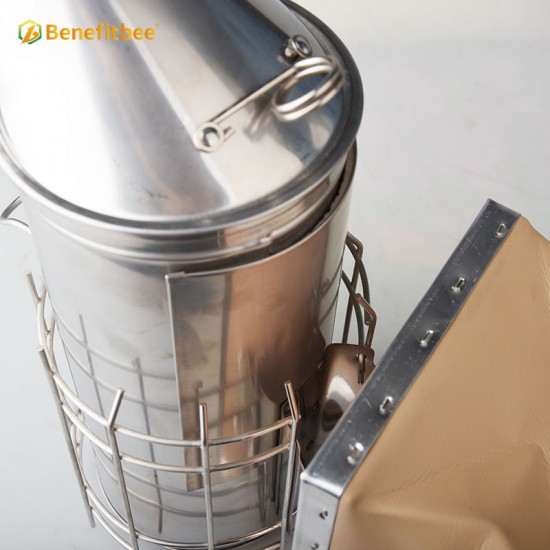 Large Size Beekeeping Tools Stainless Steel Bee Smoker For Beekeeper