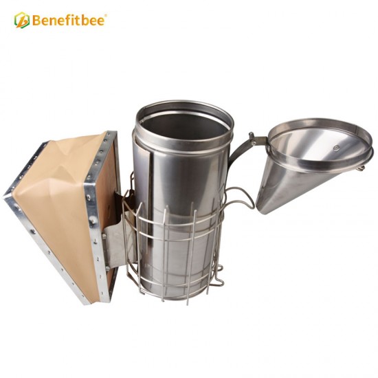 Large Size Beekeeping Tools Stainless Steel Bee Smoker For Beekeeper